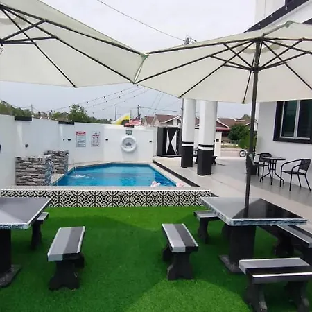 Saujana Homestay Perak Seri Iskandar Exterior photo